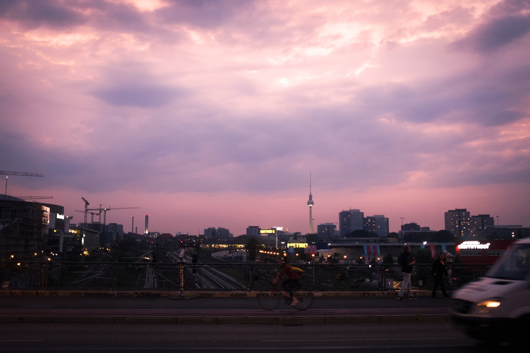 The graded Berlin sunset with the overhead wires removed
